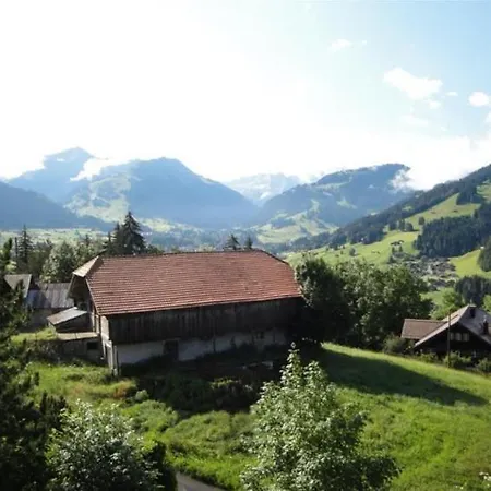 Saanen Sleeps 6 Wifi *