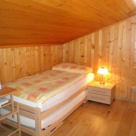 Saanen Sleeps 6 Wifi Апартаменты Гштад